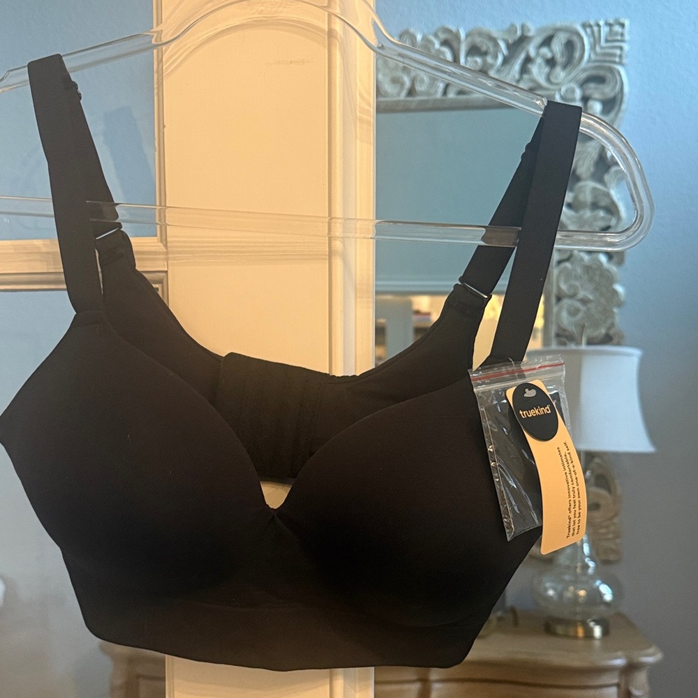 Truekind  wireless shaper black bra XL NWT